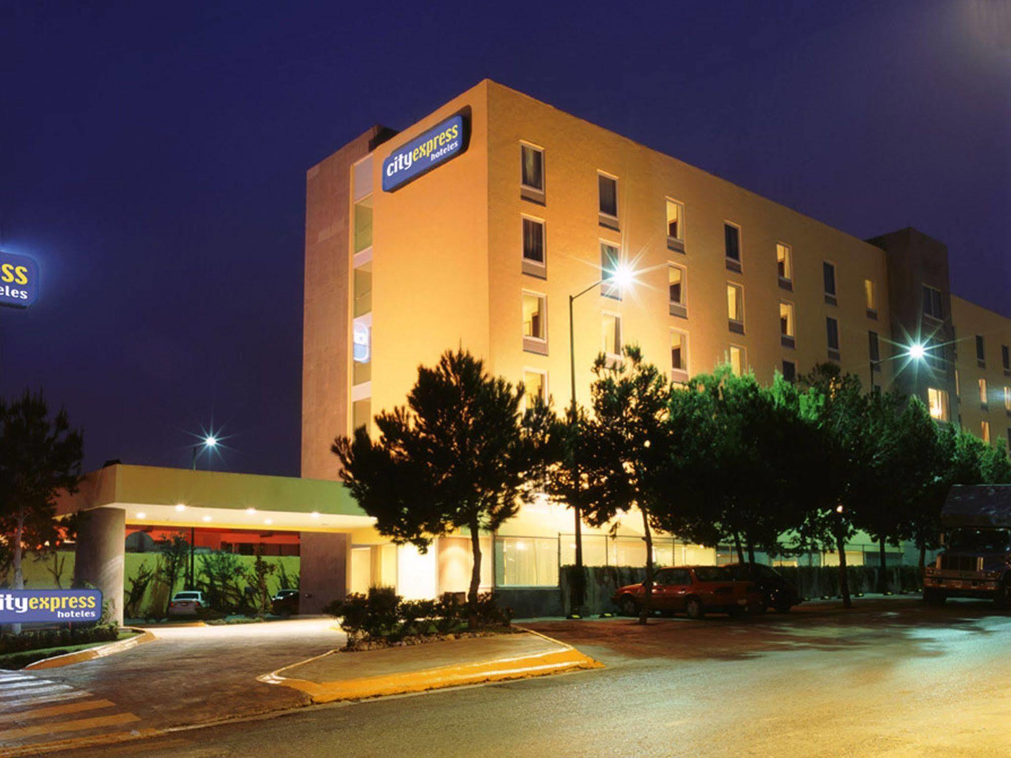 City Express By Marriott Saltillo Norte Dış mekan fotoğraf